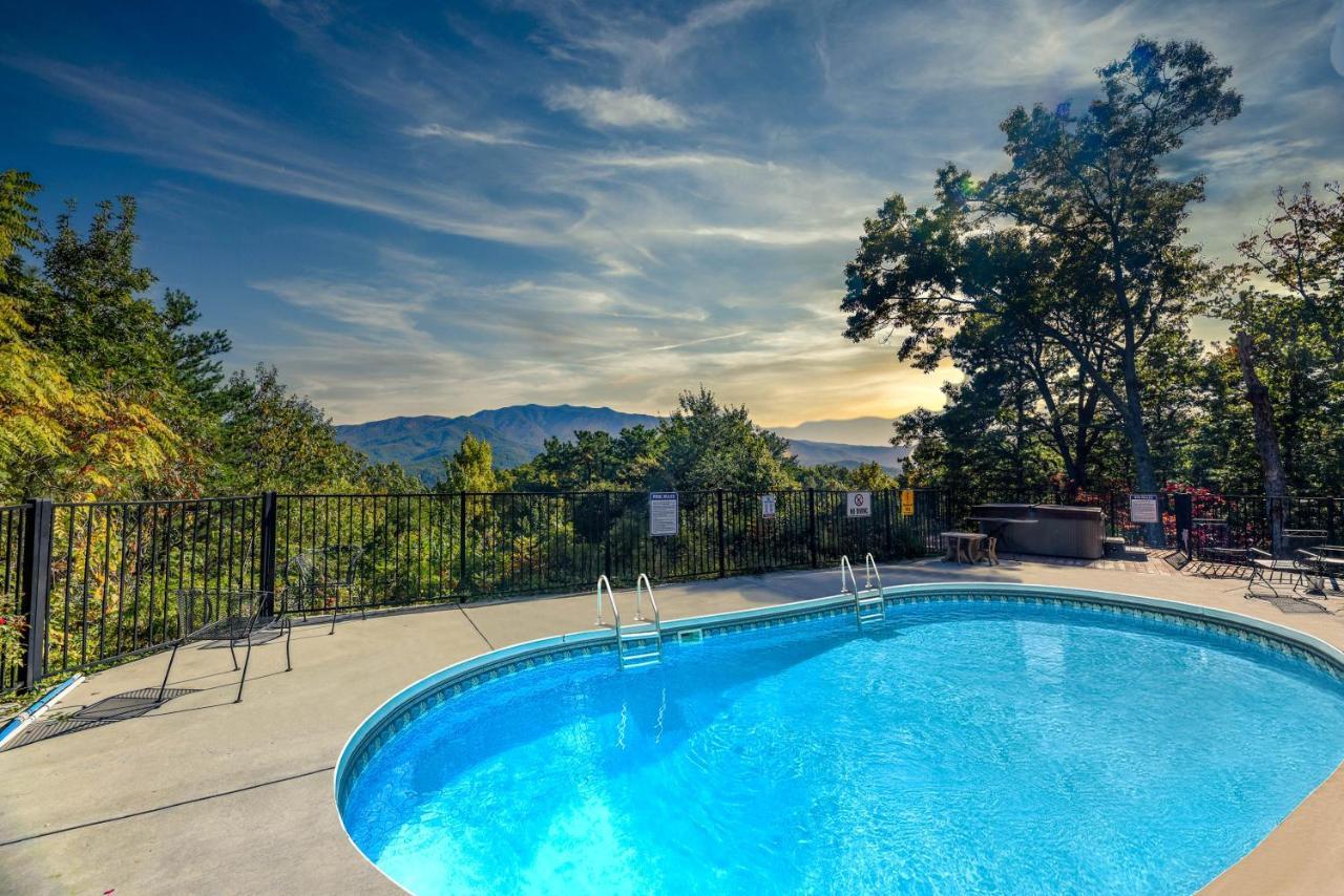 Smokystays Private Pool Chalet Gatlinburg Buitenkant foto